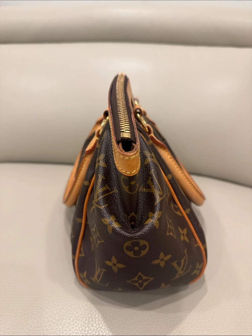 Louis Vuitton Tivoli PM Monogram Canvas Handbag